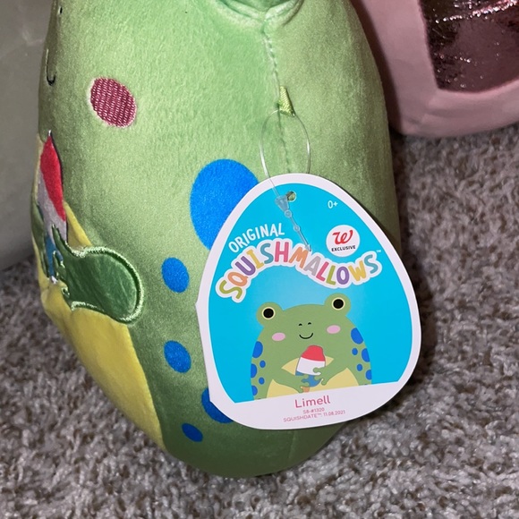 New limel the frog squishmallow - Picture 2 of 3